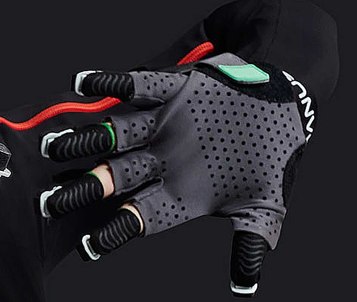 Xsens Gloves By Manus | Movella.com