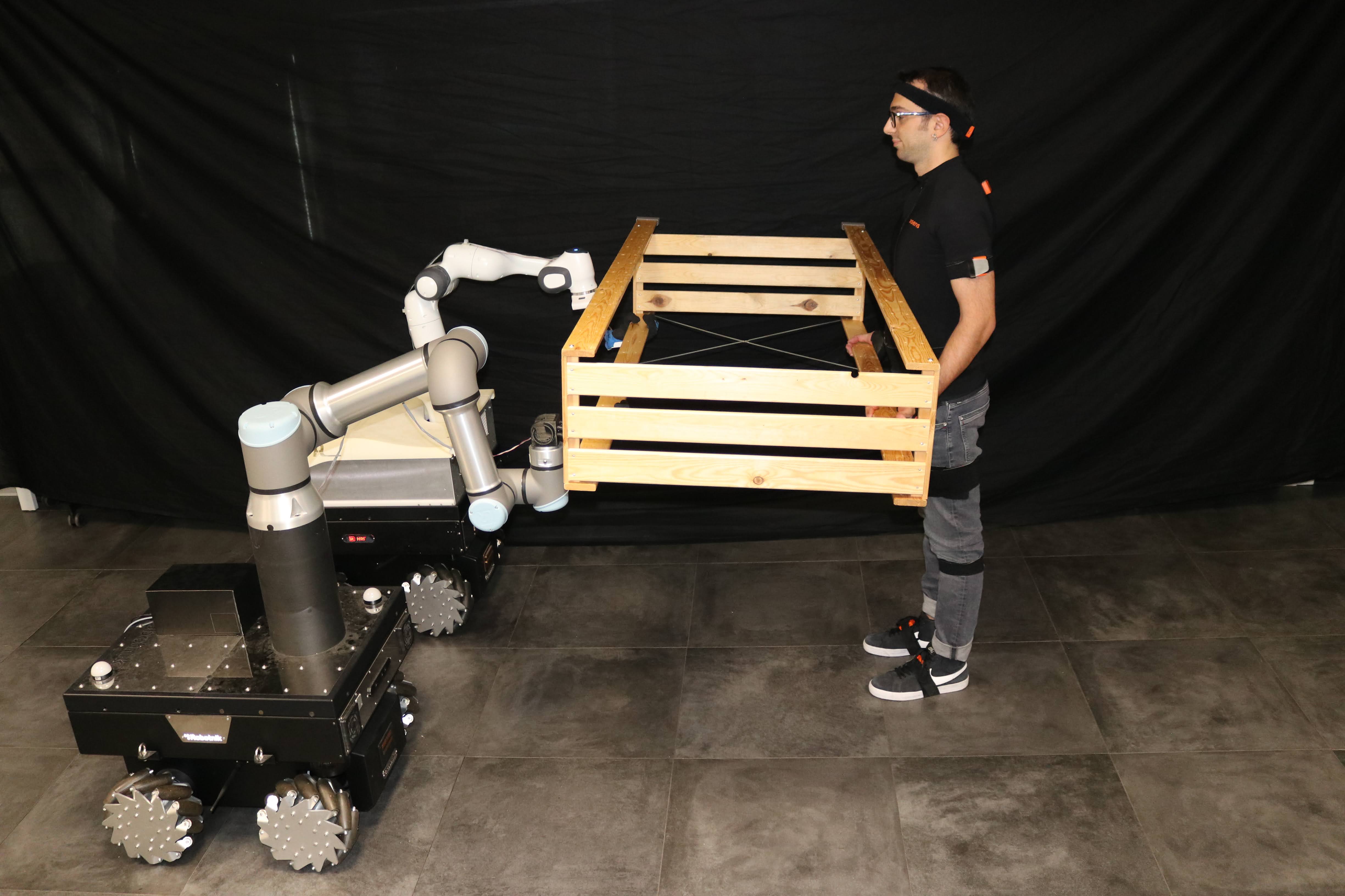 IIT Develops Adaptive Collaborative Interface for Safe Human-Robot Interaction with Xsens motion capture